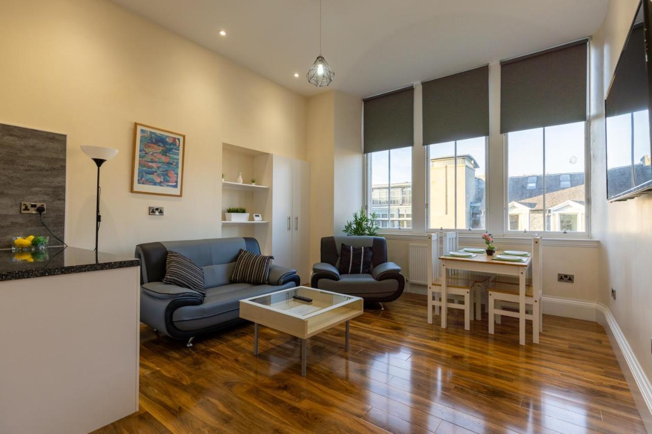 New 2 Bed Apartment With Stunning Views Of Arthur Seat Mountain 爱丁堡 外观 照片